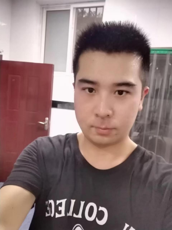 89WANG的第一张照片--郑州父母相亲团
